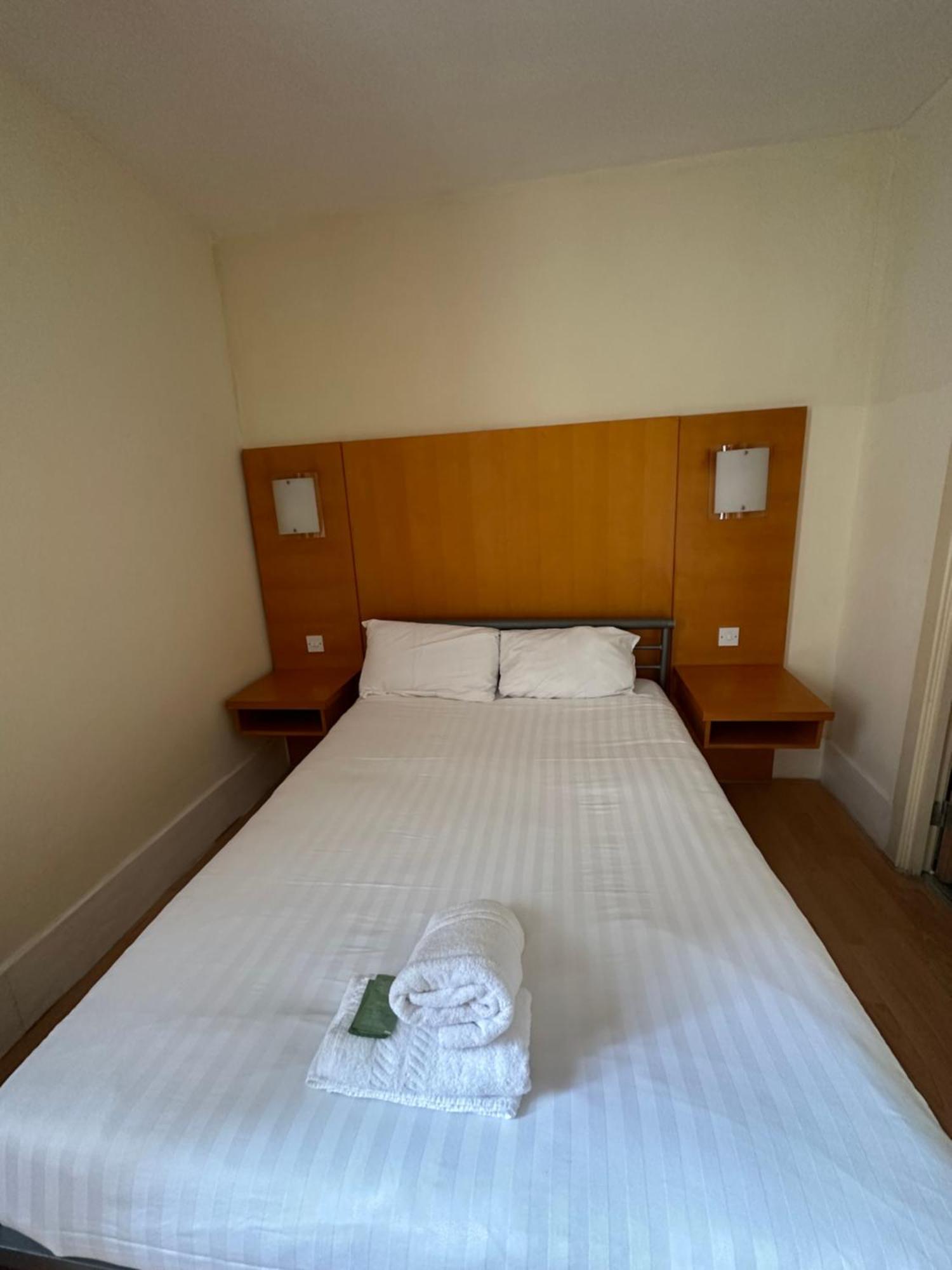 Berkeley Court Hotel London Luaran gambar