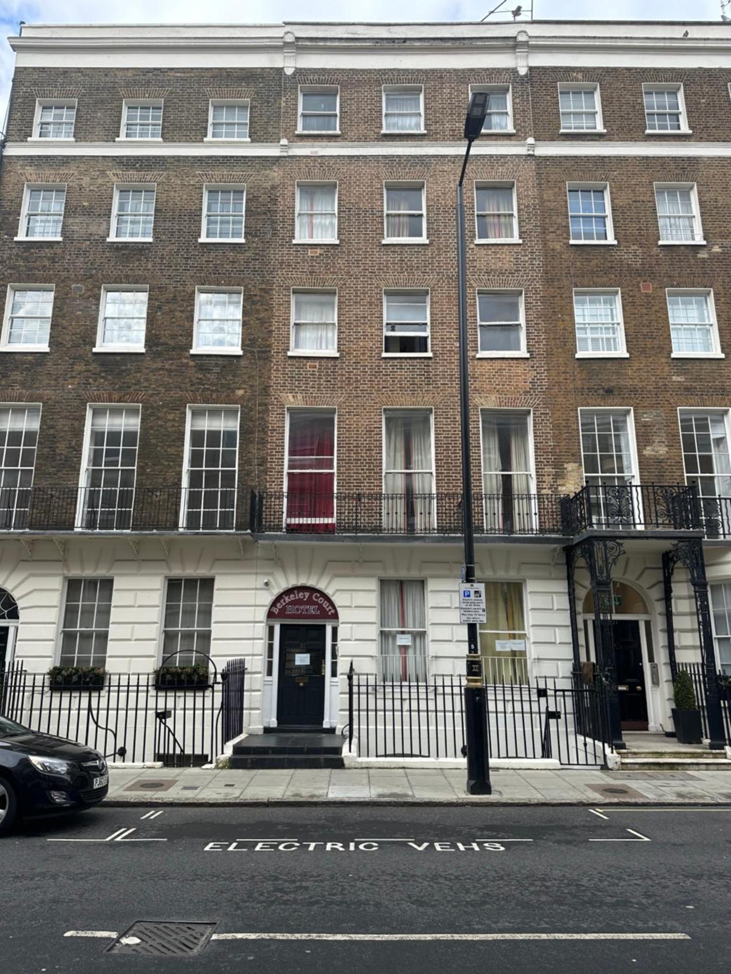 Berkeley Court Hotel London Luaran gambar